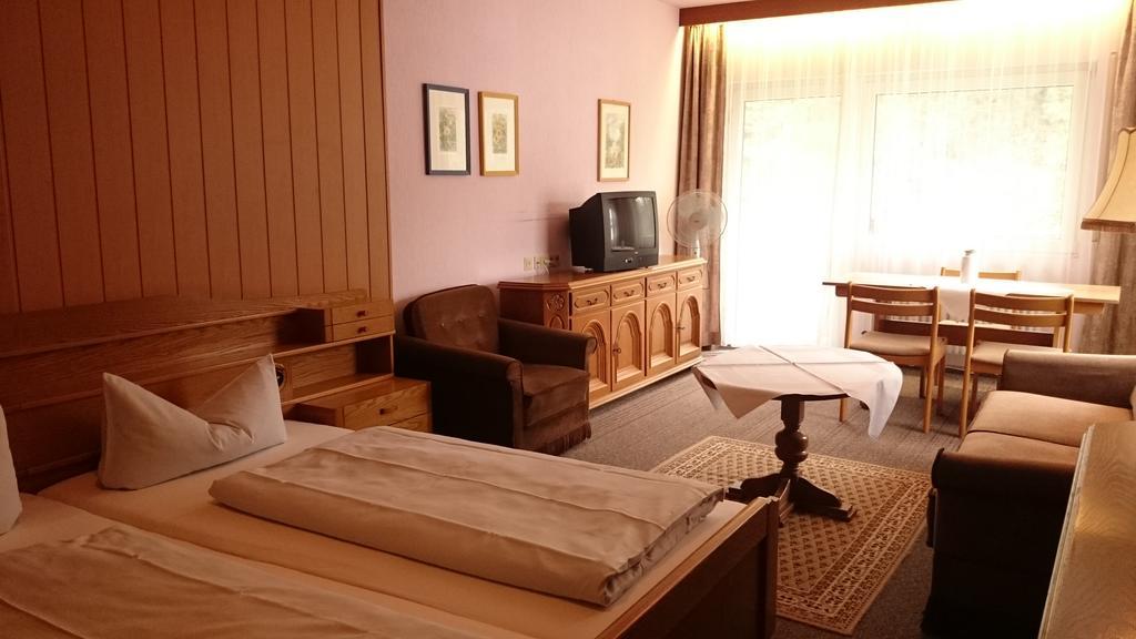 Hotel Park Eden Бад-Беллинген Экстерьер фото